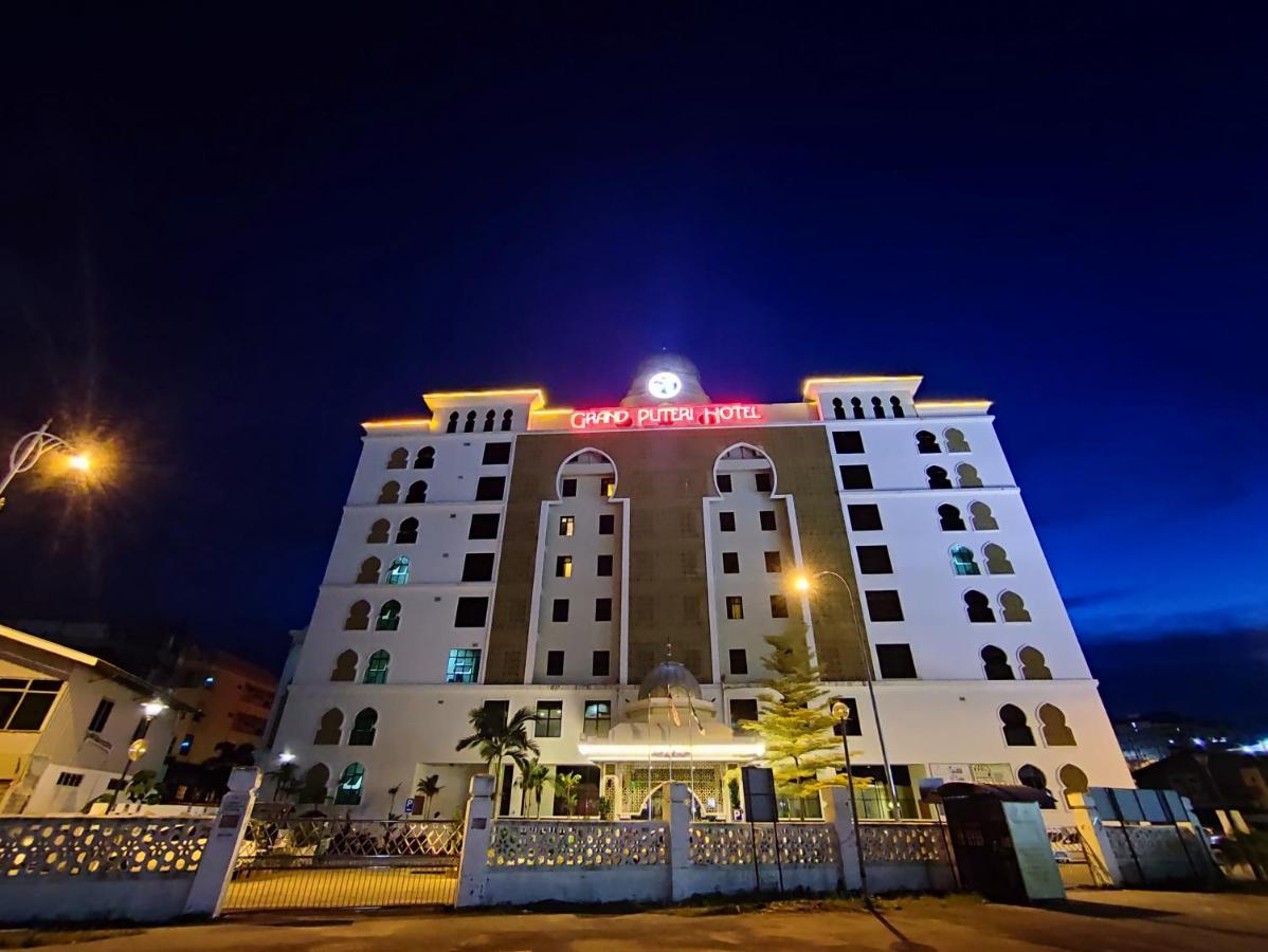 The Grand Puteri Hotel Куала-Тренгану Экстерьер фото