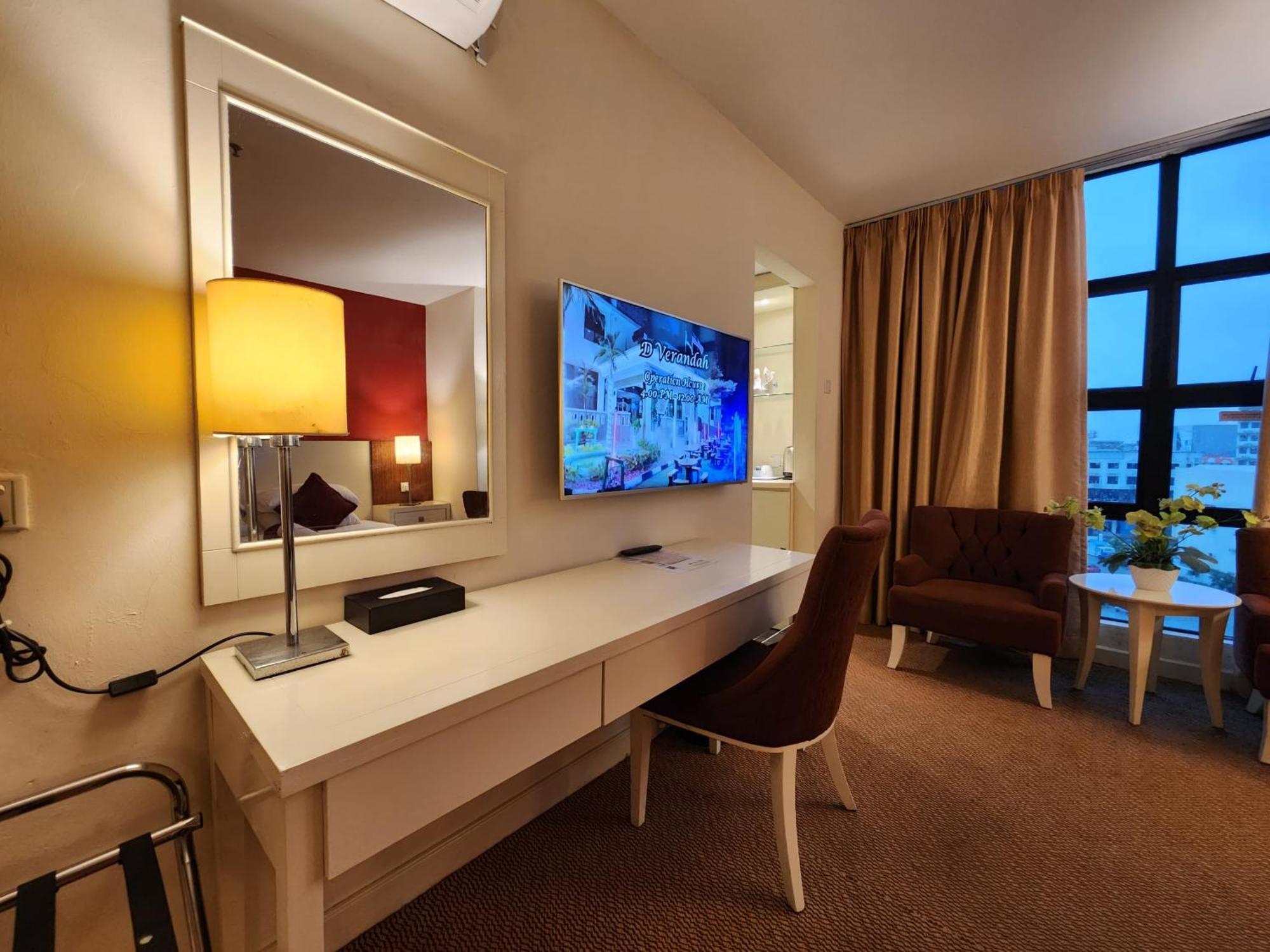 The Grand Puteri Hotel Куала-Тренгану Экстерьер фото
